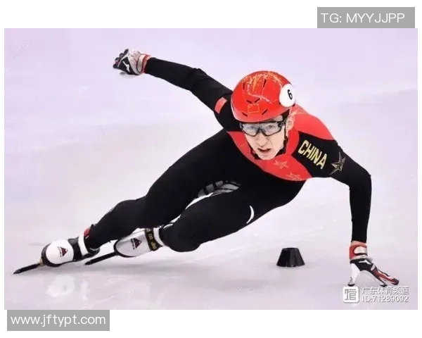 广州羽毛球队在全国锦标赛中的奋进之路与辉煌成就回顾 广州羽毛球队在全国锦标赛中的奋进之路与辉煌成就回顾