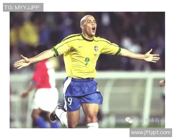 足球传奇大罗纳尔多精彩瞬间回顾与经典图片分享 足球传奇大罗纳尔多精彩瞬间回顾与经典图片分享